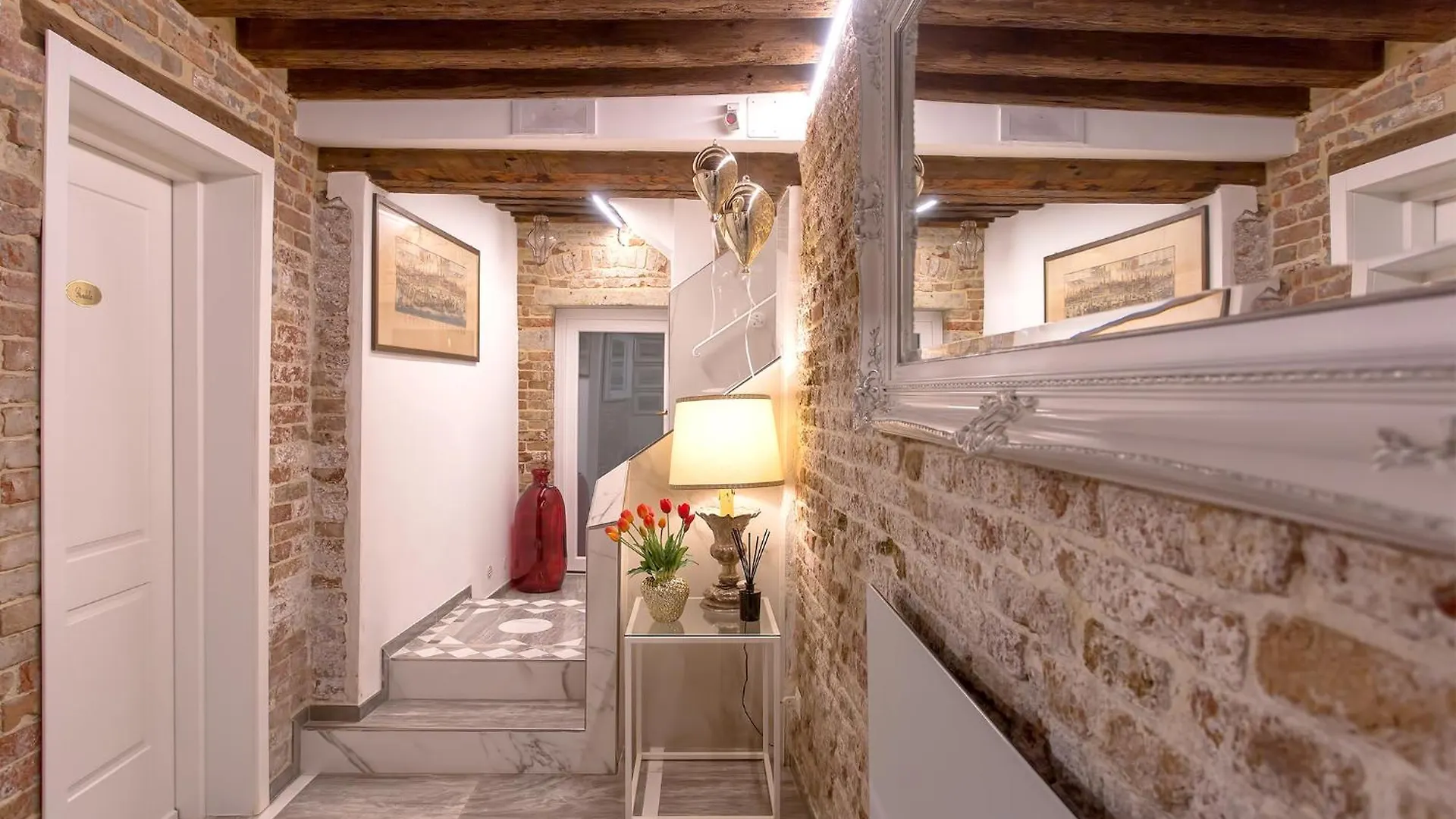 Capatron Hotel Venice Guest house