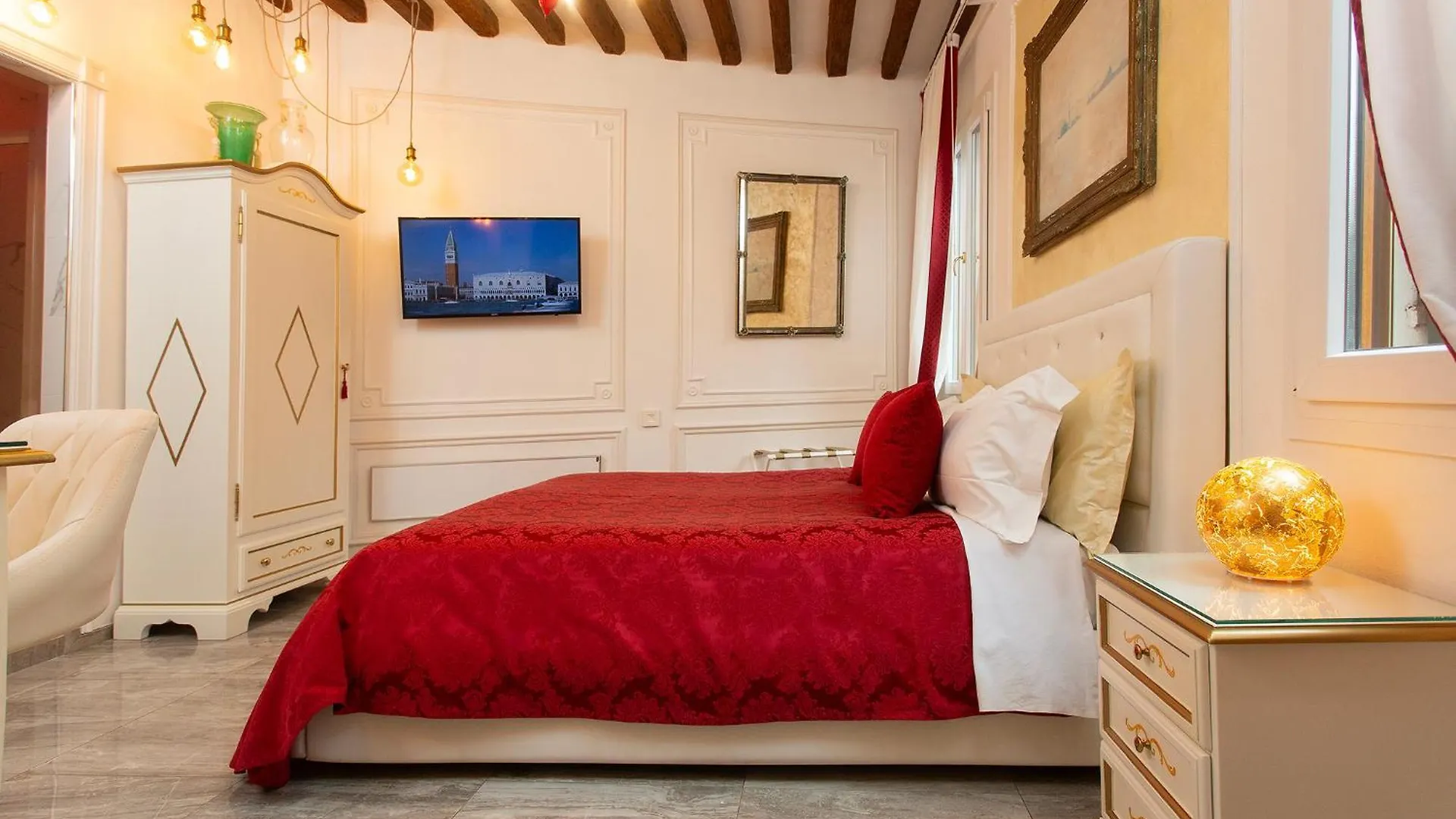 Capatron Hotel Venice Guest house