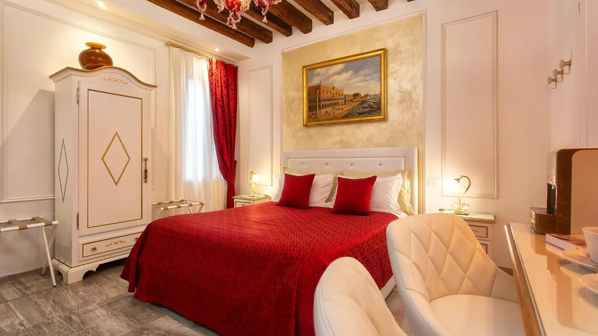 Capatron Hotel Venice Guest house